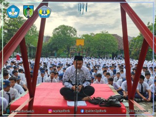 Doa Bareng Warga Sekolah