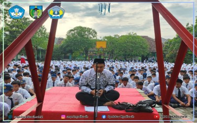 Doa Bareng Warga Sekolah dan Madrasah